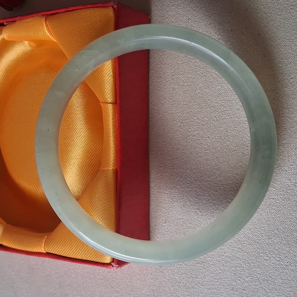 Bowenite Bangle Bracelet